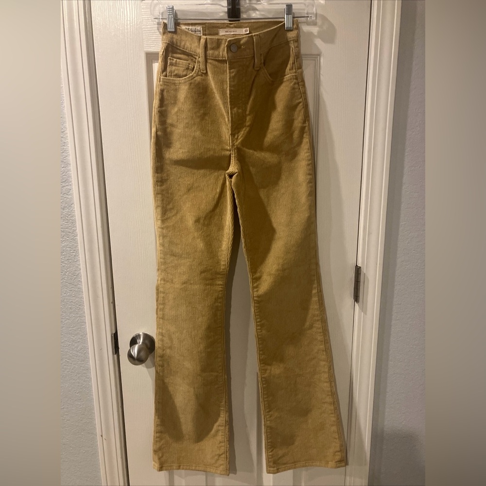Levi's Premium Ribcage Boot Corduroy Pants - Beige Size 23. 012025-0026
